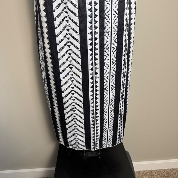 NIAY Women's 6 Aztec‎ Halter Maxi Beach Dress Spaghetti Straps Side Slits B & W - Picture 7 of 15